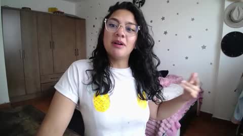    online show from 12.04.25