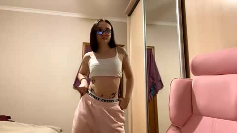 Yumi online show from 03.03.26