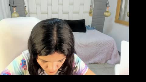 Thalia online show from 03.27.26