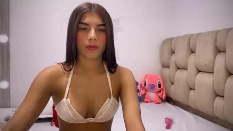 thaliana_rossi online show from 02.24.25