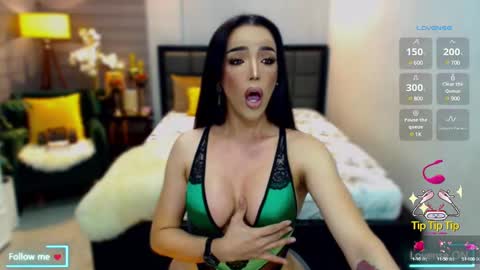 Snapshot of thaliasexgoddess chatting on 12.26.24 T H A L I A online show from 12.26.24