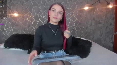 Snapshot of thalira_angels chatting on 07.11.26 THALIRA ANGELS online show from 07.11.26
