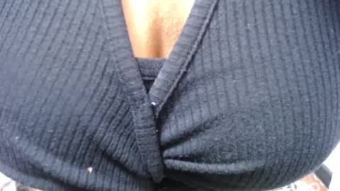 Snapshot of thaly_pervert chatting on 07.31.26 Thalia online show from 07.31.26