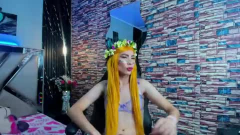 Snapshot of thamara_roberts chatting on 04.26.26 thamara_roberts online show from 04.26.26