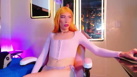 Snapshot of thamara_roberts chatting on 05.01.26 thamara_roberts online show from 05.01.26