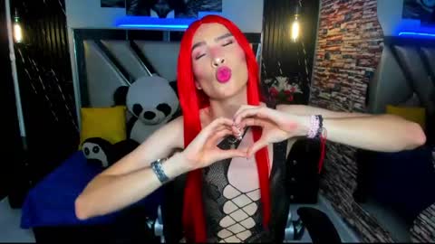 Snapshot of thamara_roberts chatting on 05.10.26 thamara_roberts online show from 05.10.26