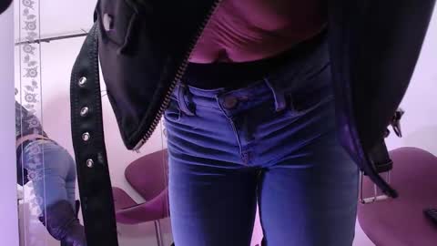   online show from 11.28.25