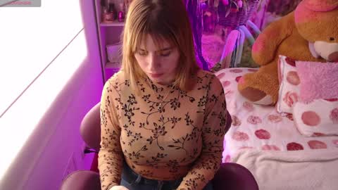   online show from 04.10.26