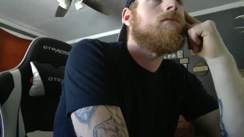 Snapshot of thatbigdickguy67426488 chatting on 02.13.25 thatbigdickguy67426488 online show from 02.13.25