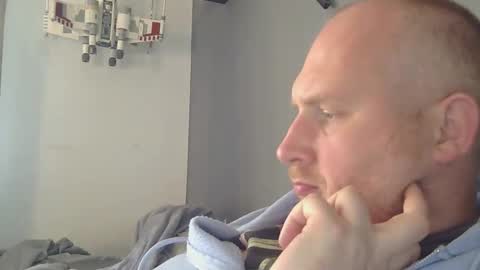 Snapshot of the007146368 chatting on 04.28.26 the007146368 online show from 04.28.26