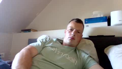 Snapshot of the___rocky200 chatting on 07.06.26 Dennis online show from 07.06.26