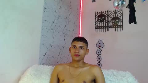 Snapshot of the_crack71 chatting on 10.13.25 Sean OPry online show from 10.13.25