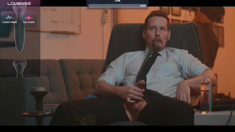 Snapshot of the_dilf chatting on 03.01.25 The DILF -  online show from 03.01.25