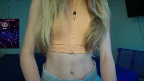 Snapshot of the_hotties chatting on 07.14.26 the_hotties online show from 07.14.26