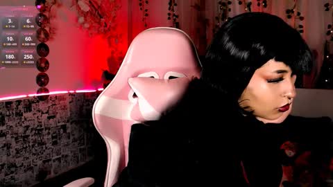 Snapshot of the_kitty_roxy chatting on 10.12.25 ...  ... online show from 10.12.25