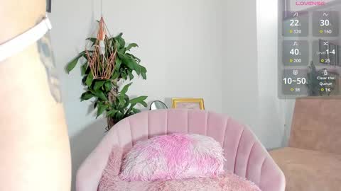 Alice and Bella online show from 01.08.25