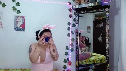 the_lesbian_game online show from 10.28.25