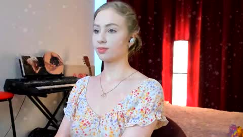 Ally    STREAMING ON TWITCH NOW Check my Twitter for updates online show from 02.21.25