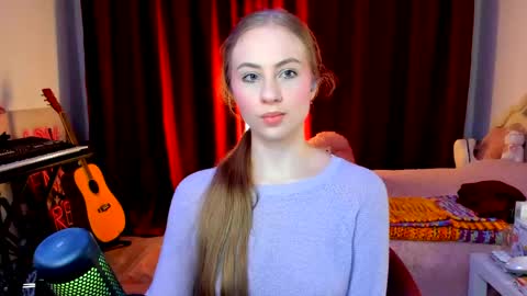 Ally    STREAMING ON TWITCH NOW Check my Twitter for updates online show from 05.23.26