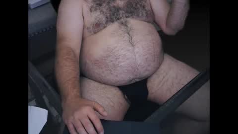 Snapshot of thebearking69 chatting on 09.21.25 The Bear King online show from 09.21.25