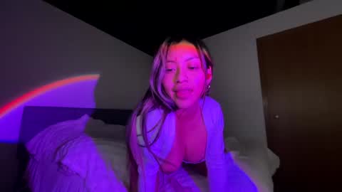Latina Mami online show from 07.25.26