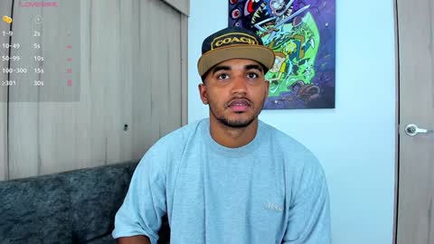 Snapshot of theblack_frank chatting on 01.12.25 theblack_frank online show from 01.12.25