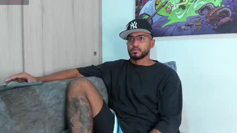 Snapshot of theblack_frank chatting on 04.16.26 theblack_frank online show from 04.16.26