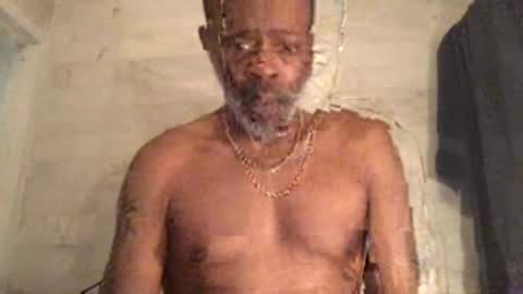 Snapshot of theblacklordmaster chatting on 01.08.25 theblacklordmaster online show from 01.08.25