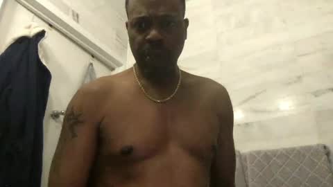 Snapshot of theblacklordmaster chatting on 03.10.25 theblacklordmaster online show from 03.10.25