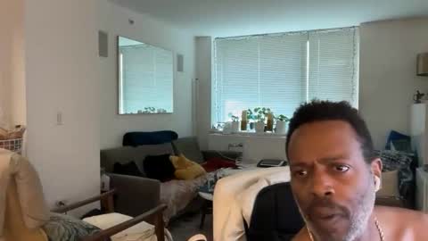 Snapshot of theblacklordmaster chatting on 05.11.26 theblacklordmaster online show from 05.11.26