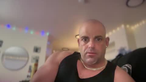 Snapshot of thebuzz777 chatting on 12.02.24 theBuzz777 online show from 12.02.24