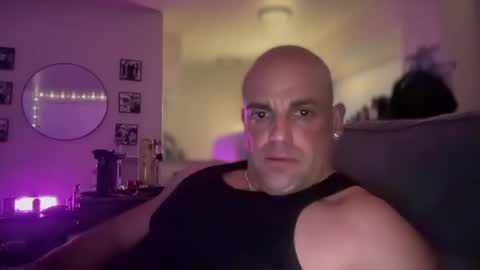 Snapshot of thebuzz777 chatting on 12.06.24 theBuzz777 online show from 12.06.24