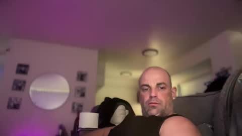 Snapshot of thebuzz777 chatting on 01.08.25 theBuzz777 online show from 01.08.25