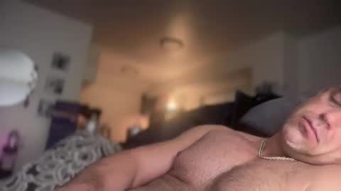 Snapshot of thebuzz777 chatting on 02.20.25 theBuzz777 online show from 02.20.25