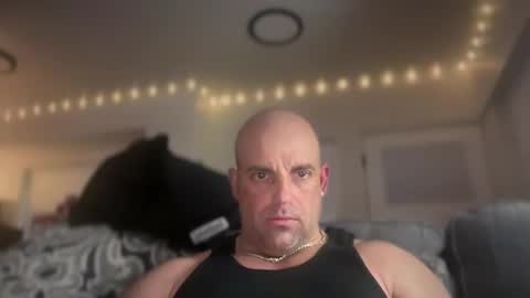 Snapshot of thebuzz777 chatting on 02.27.25 theBuzz777 online show from 02.27.25