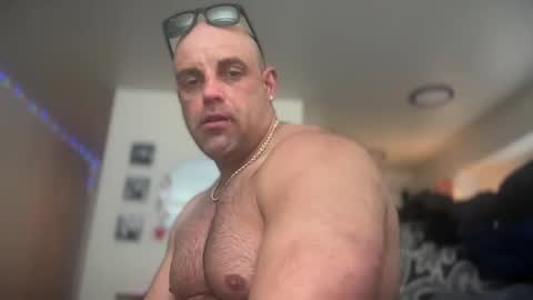 Snapshot of thebuzz777 chatting on 03.01.25 theBuzz777 online show from 03.01.25