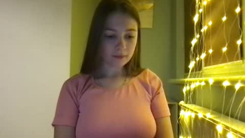 Snapshot of thecrystal chatting on 01.23.25 Crystal online show from 01.23.25