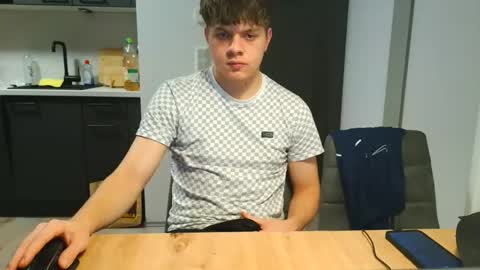 thecuteguy144949 online show from 12.05.25