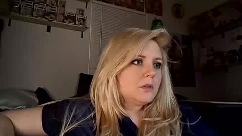 Snapshot of thedancingalien chatting on 05.23.26 Kassandra Grant online show from 05.23.26