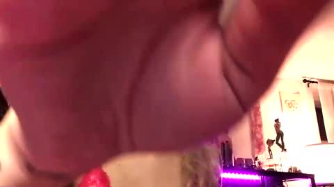 Snapshot of theeking_venus chatting on 01.15.25 KIng Venus online show from 01.15.25