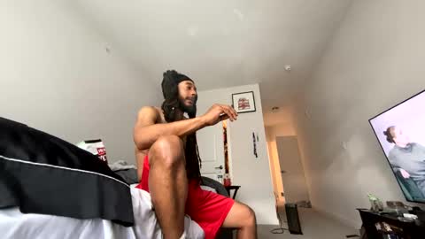 Snapshot of theekingcapo chatting on 01.01.25 king capo thee online show from 01.01.25