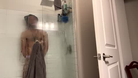 Snapshot of theekingcapo chatting on 01.17.25 king capo thee online show from 01.17.25