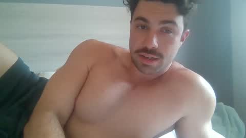 Snapshot of theepapajohn chatting on 05.19.26 theepapajohn online show from 05.19.26