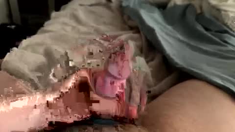 Snapshot of theeslyfox chatting on 03.04.25 theeslyfox online show from 03.04.25