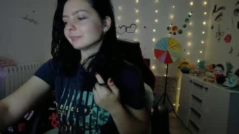 TheFarmergirl online show from 10.10.25