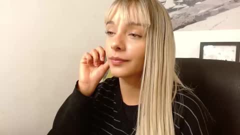 Peyton online show from 11.21.25