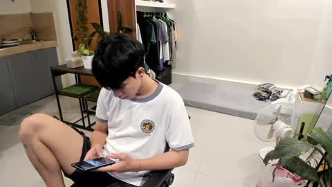 Green online show from 12.23.24