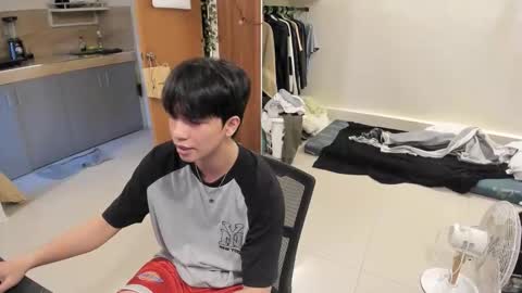 Green online show from 10.08.25