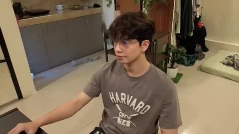 Green online show from 12.04.25