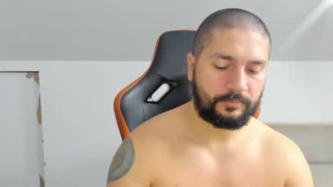 Snapshot of theguardian7 chatting on 11.23.25 theguardian7 online show from 11.23.25